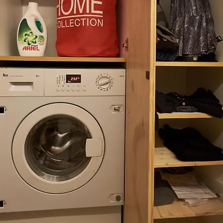 Luxury 1br With Patio Near The