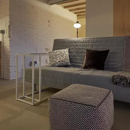 Luxury 1br With Patio Near The Apartment *