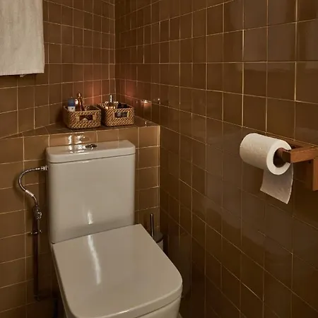 Luxury 1br With Patio Near The